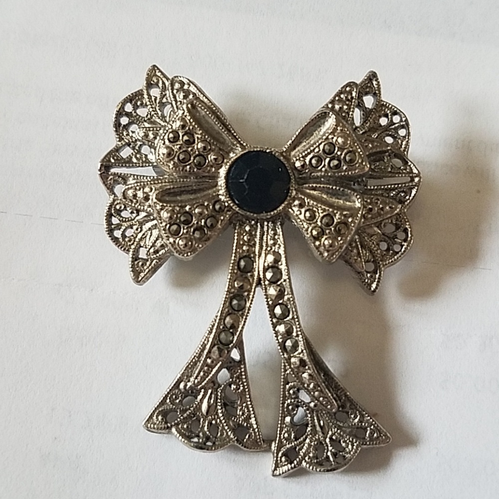 Brooch
